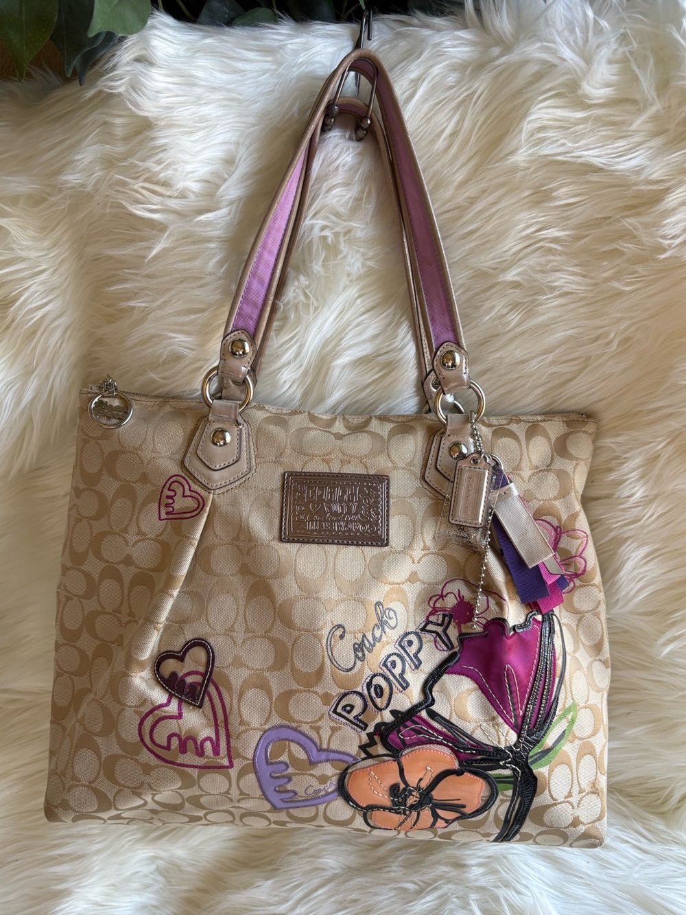 COACH Poppy Floral Appliqué Tote Bag - 16301 - Y2K Limited Edition